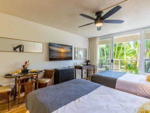 Beach Proximity and Resort Amenities - Luxurious Tropical Escape Hotels in Wailea