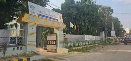 Arunya Hotel & Resort Отели в г. Раджгир