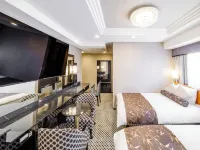 APA Hotel Akihabara Suehirocho Ekimae Hotel dekat AKB48 Theater