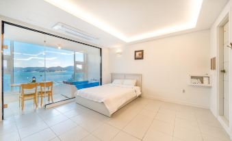 Geoje Badageurigo Pension