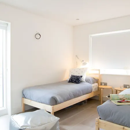 Insta-Worthy 4Br Designer House 5 Min to the Beach