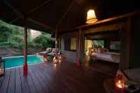 Flameback Eco Lodge - Romantic