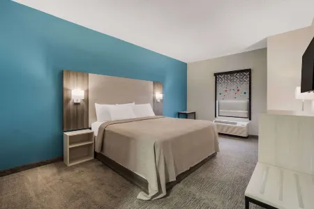 Quality Inn & Suites