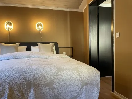 Haus der Schwalbe Отели в г. Зигрисвиль