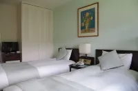 Manza Prince Hotel - 4-Star