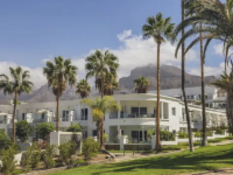 Flamingo Beach Mate Hotels in 
