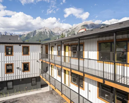 Basecamp Suites Canmore Hotels in Canmore