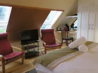 The Inn at Lathones Hotels in Leven