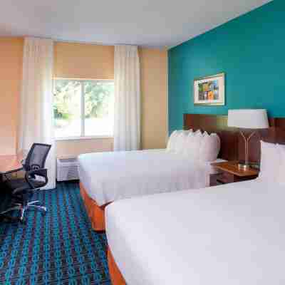 Fairfield Inn & Suites Terre Haute Rooms