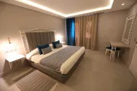 Suites Hôtel les Charmilles & Spa Hotels in Soukra