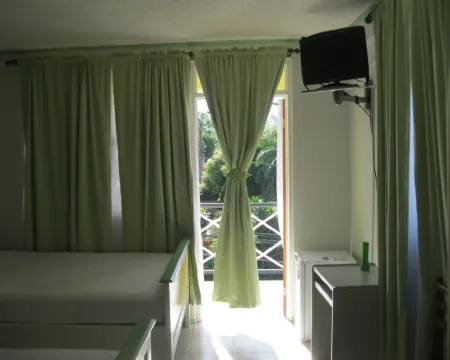 清潔先生床和早餐 羅索酒店