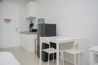 Nice and Elegant Studio at Paddington Heights Apartment