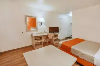 Motel 6 Huntsville, TX