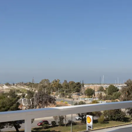 Luxurious 3-Bedroom Seaside Retreat Fully Renovated in 2025