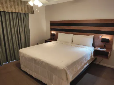 Grand Lake & Lifetime of Vacations Resorts Hotel in zona Give Kids The World Village