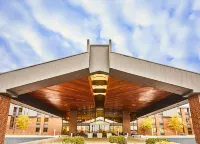 Livinn Hotel Cincinnati North/ Sharonville Hotels in Springdale