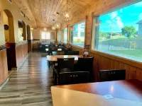 بيس فالي إنز فنادق في بيس ريفر