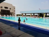 Loft in Siwar,2 Min from Hotel le Royal,Incl Motor