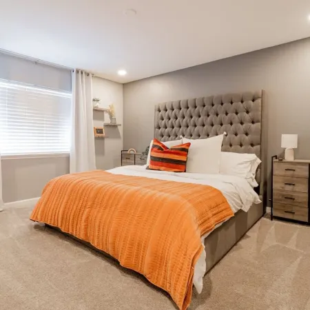 Vibrant Boho Home | 3 Bed | Pet Friendly l UNR
