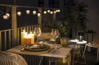 Sanders Leaves - Chic 3-Bdr Apt with City View Hotels in 