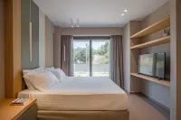 Noemie Luxury Suites Hotels in Chorafakia