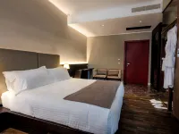 10 Keys Milano Hotels in Milan