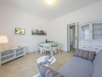 Casa Al Caprifoglio 600m from Beach - Happy Rentals Hotels in Ispra