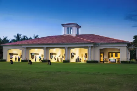 Trump National Doral Miami Отели рядом с достопримечательностью «Трамп Нешнел Дорал Майами»