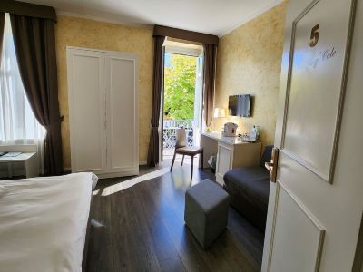 Hotel Millennium