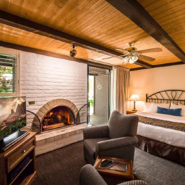 Arroyo Roble Resort at Oak Creek
