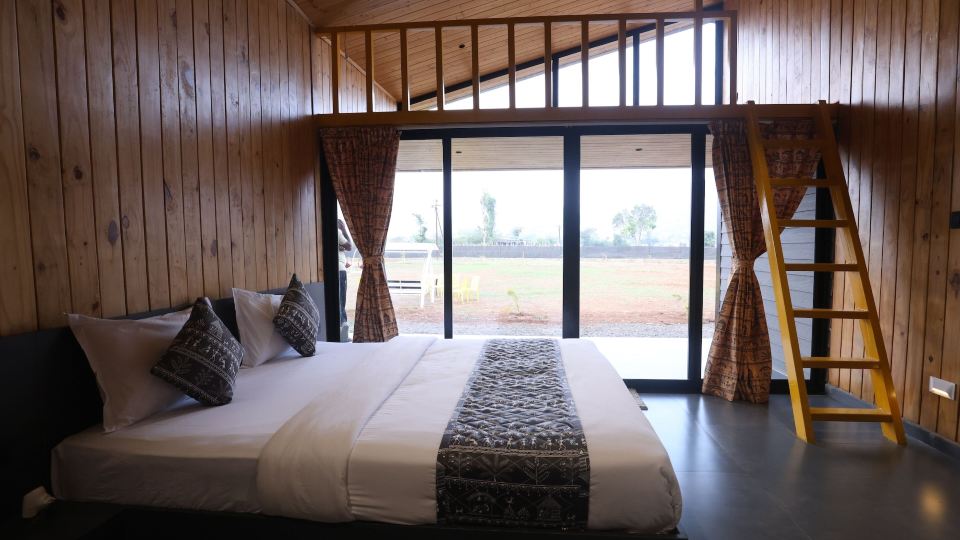 Shreephal Luxurious Resort
