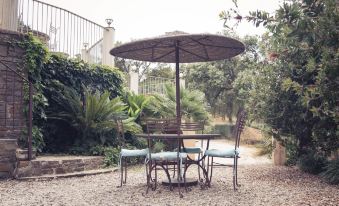 Villa Nais B&B
