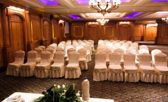 Days Inn by Wyndham Hotel Suites Amman