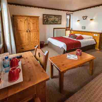 Hôtel Restaurant Le Grand Truc - soirée étape montagne ski séjour au calme Sybelles SAVOIE Rooms