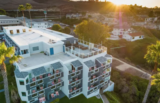 西克雷斯特海濱酒店