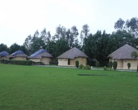 The Desert Den - Little Rann of Kutch Hotels in Surendranagar
