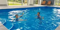 Stratford Motel & Holiday Park - Pools