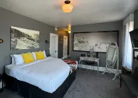 Hood River Hotel Hotels in Hood River