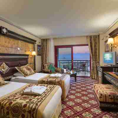 Club Hotel Sera Rooms