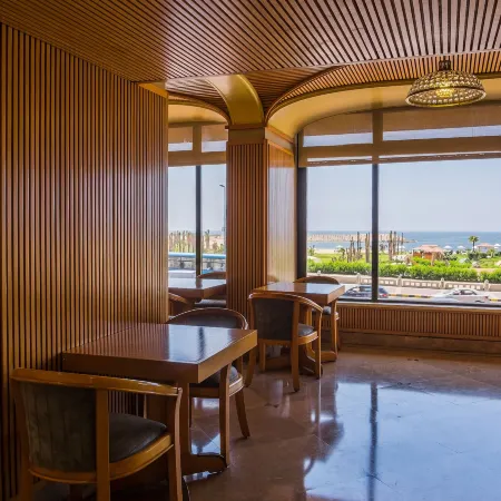 Plaza Hotel Alexandria Отели рядом с достопримечательностью «Мост Стэнли-Бридж»