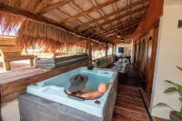 Amaite Beach Hotel - Hot Tub