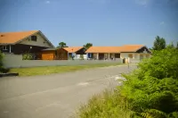 Hotel les Pins Hotels in Gaillan-en-Medoc