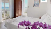 Hotel Caravel