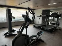 Roots Apartment Hotel - Fitnessstudio