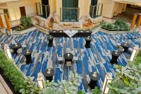 Embassy Suites by Hilton Tampa USF Near Busch Gardens Hotel in zona Mission Moonbase