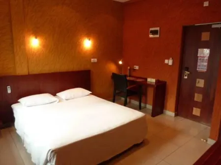 Kactus Lodge Отели рядом с Аэропорт Пуэнт-Нуар Агостино Нето