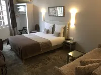 Hotel du Pont Vieux Hotels in Département Aude
