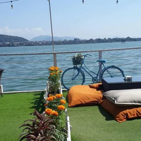 The Lake House