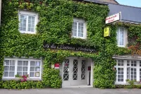 Logis Hôtel à la Bonne Auberge Hôtels à proximité de : Stade Lavallois Mayenne F C