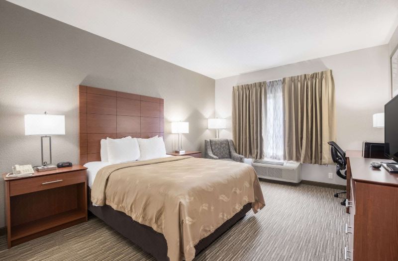 Quality Inn & Suites Lodi I-90